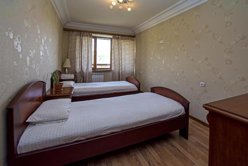 Lesi Apartament Yerevan Exterior foto